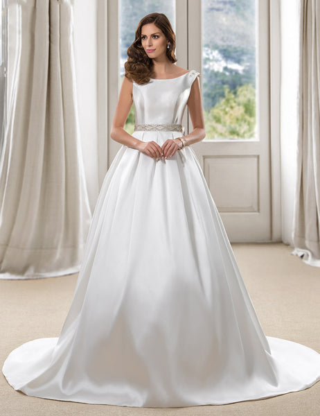 Luxury Ball Gown Wedding Dress
