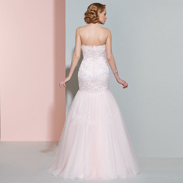 Lace Sweetheart Trumpet Wedding Dress