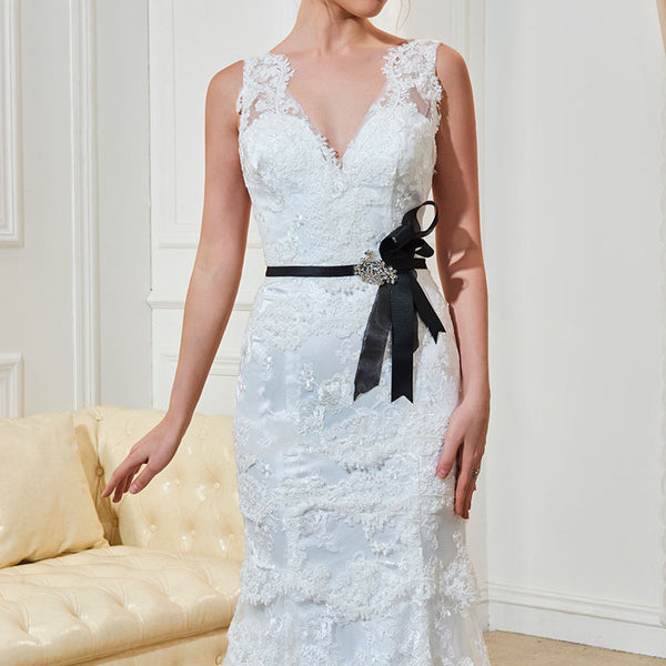 V-Back Lace Wedding Dress