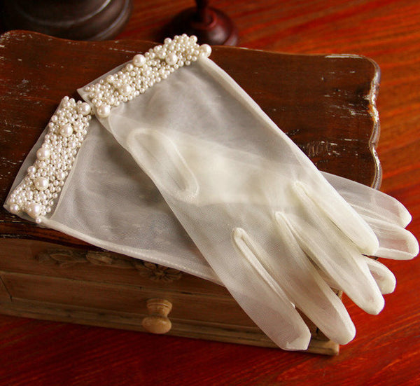 Elegant Pearl Beaded Cuff Bridal Gloves