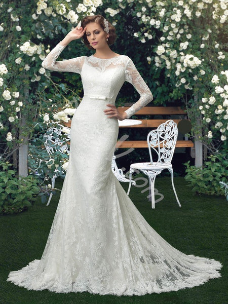 Vintage Long Sleeved Fit & Flare Wedding Dress
