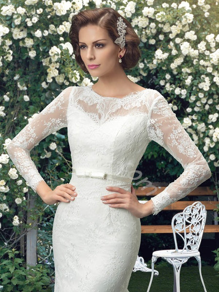 Vintage Long Sleeved Fit & Flare Wedding Dress