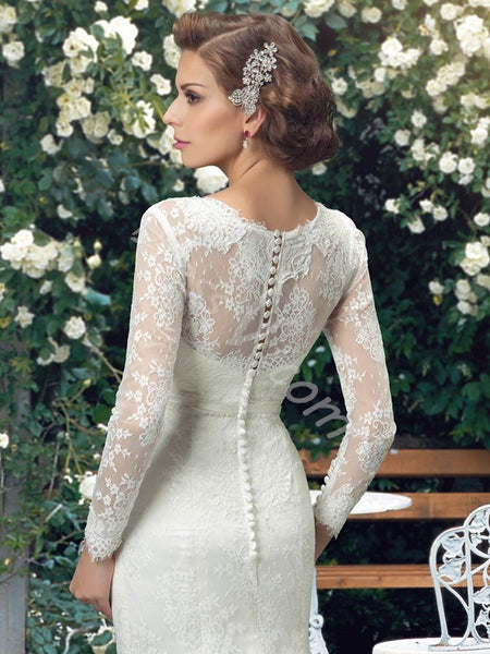 Vintage Long Sleeved Fit & Flare Wedding Dress